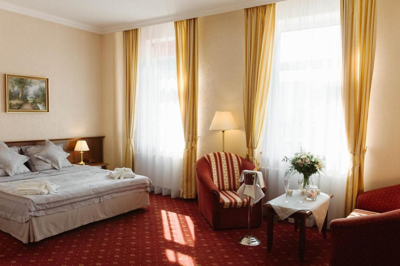 Hotel Jakub Sobieski Oława Exterior foto